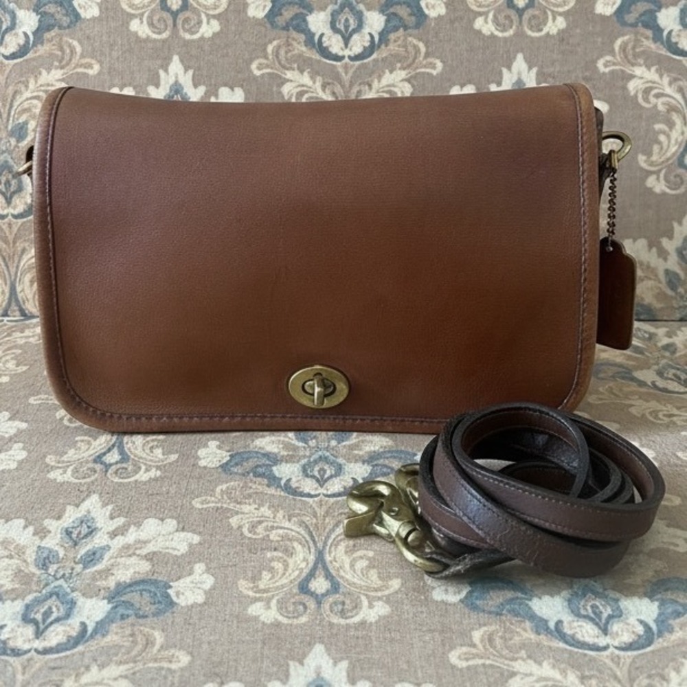 Vintage 1980s Coach NYC Convertible Clutch 9635 British Tan Leather Crossbody